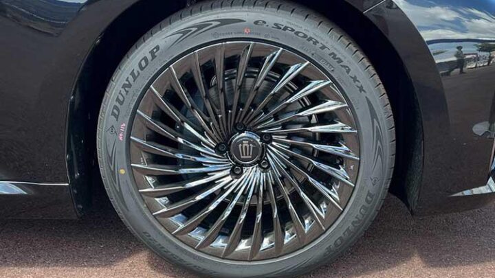 Dunlop, Yenilikçi Lastik Teknolojisi Toyota ile Buluştu